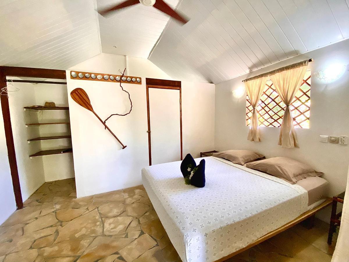 Poe Guesthouse Rangiroa Bagian luar foto